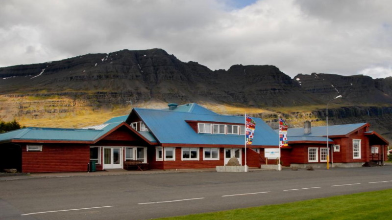 Breidalsvik Hotel
