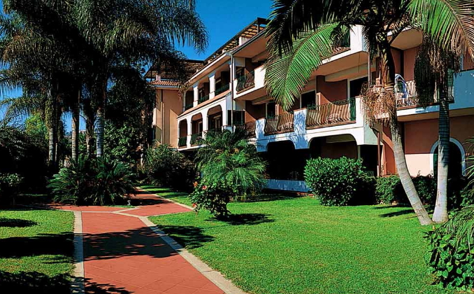 Hotel Caparena
